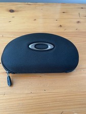 New Oakley Sunglass Hard Case Zippered