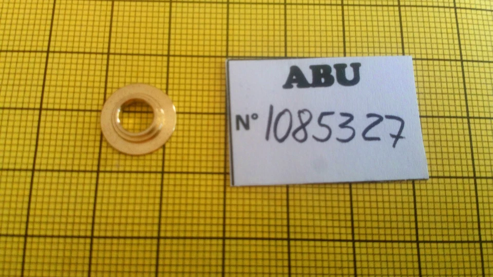 PART 1085327 BUSHING REEL ABU GARCIA CARDINAL C102 C103 C104 C105 C106 - Photo 1/1