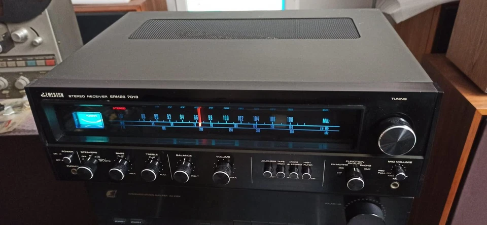Emerson 7013 sintoamplificatore amplificatore - Immagine 2 di 4