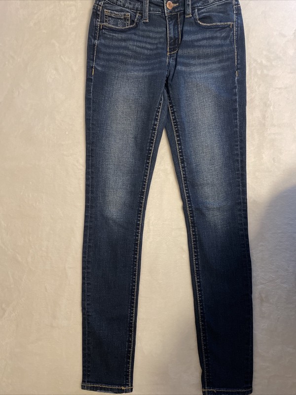Juniors Day trip Virgo Skinny Jeans Size 26L