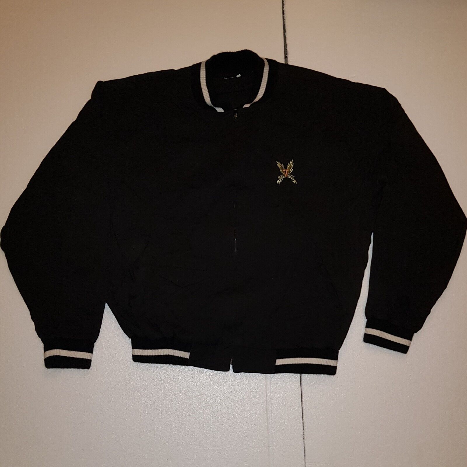 Picture 2 of 17