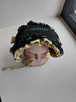 BEAU CHAPEAU ANCIEN en velours et soie pour poupée Jumeau