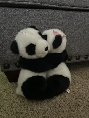 Aurora 9  San Diego Zoo Hugging Pandas Stuffed Animal Plush Romantic Love Couple