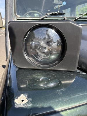 Pair of Land Rover Discovery 1/2 - 7'' Round LED Headlight Surrounds 3DPrinted UK