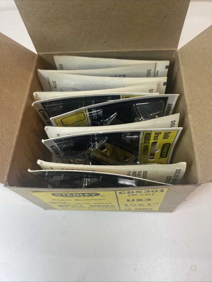 Stanley CD5301 Bisagras de caja de cofre de gabinete central de 1-1/2" de latón macizo brillante - Paquete de 10 Foto 2 de 4
