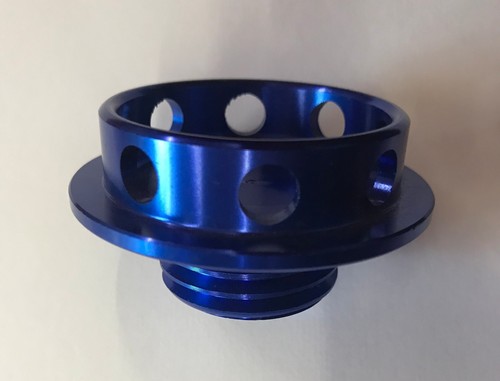 Toyota Anodised Billet Aluminium Oil Cap - Picture 5 of 9