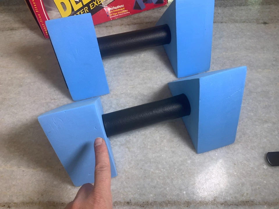 Mancuernas triangulares acuáticas de espuma acuática de los años 90 y 90 de colección raras Foto 4 de 4