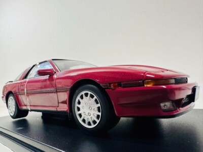トヨタ スープラ A70 [1986] 1/24 JDM Legendary Retro Car Model 1986 TOYOTA SUPRA A70 Diecast