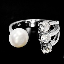 925 STERLING SILVER AAA WHITE PEARL ROUND CABOCHONN  CZ RING SIZE 6.5-6.75