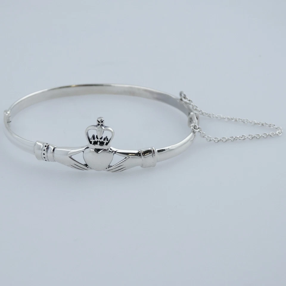 Claddagh Bangle Bracelet - 925 Sterling Silver - Celtic Knot Irish Heart - Image 2 of 4