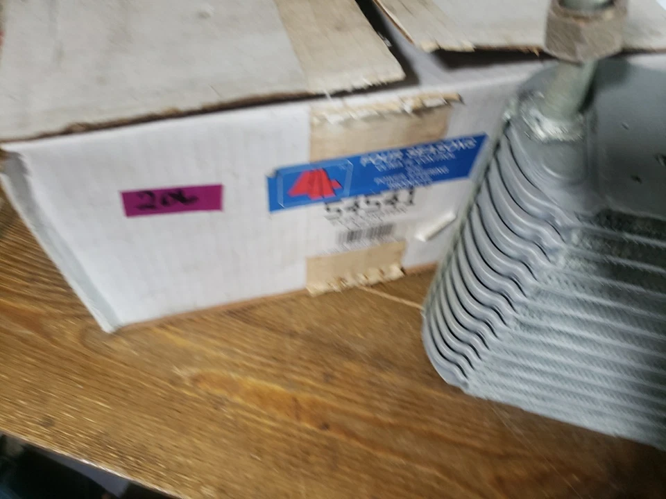 Núcleo evaporador Four Seasons 54541 para camionetas Ford Serie F 1987-93 Bronco nuevo Foto 3 de 4