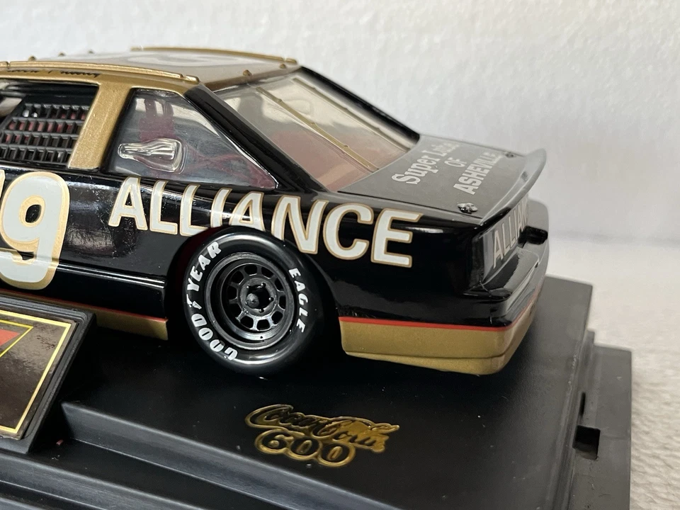 Revell Collection Coca Cola 600 NASCAR Race Car #59 Robert Presley 1:24 Scale - Image 3 of 4