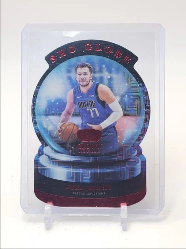 LUKA DONCIC 2021-22 CROWN ROYALE SNO GLOBE INTL RED DIE CUT Q5375