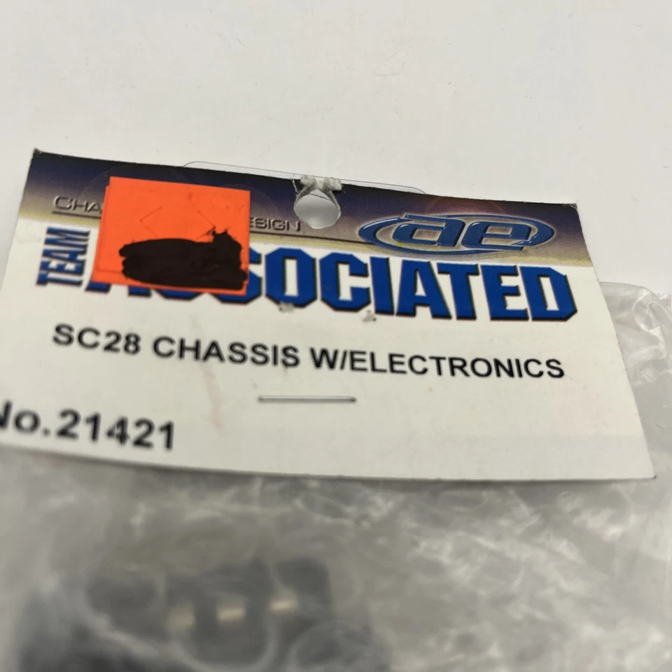 Team Associated SC28 Chassis with Electronics RC Car Truck 21421 NEW - Image 2 of 2