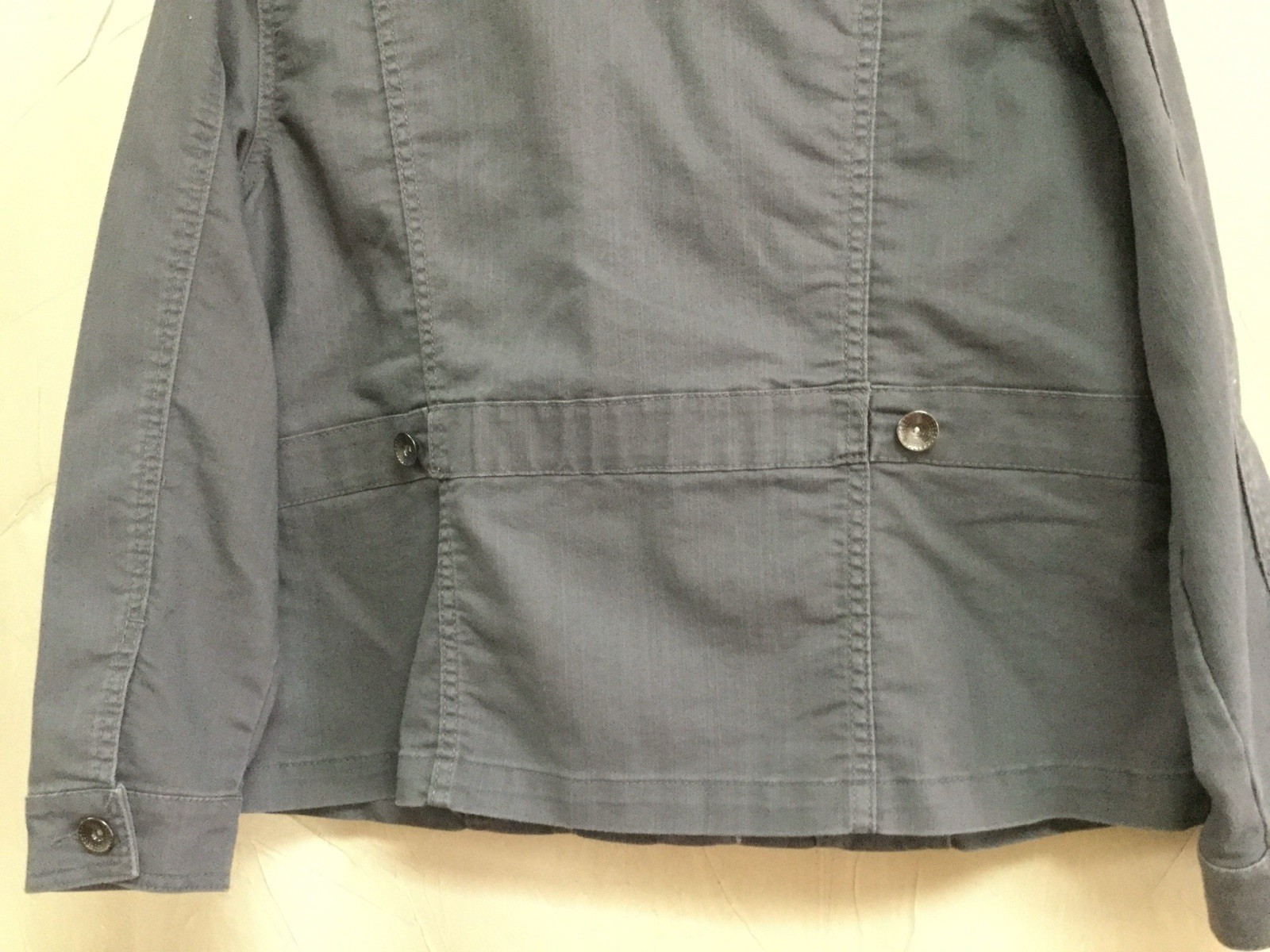 Picture 4 of 6