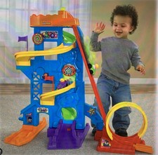 NEW Fisher Price Little People "Wheelies Loops 'n Swoops Amusement Park