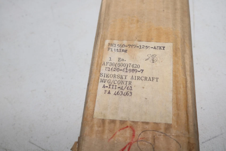 Nuevo de Lote Antiguo Sikorsky S-61 H-3 Helicóptero P/N S6120-61989-7 Foto 2 de 4