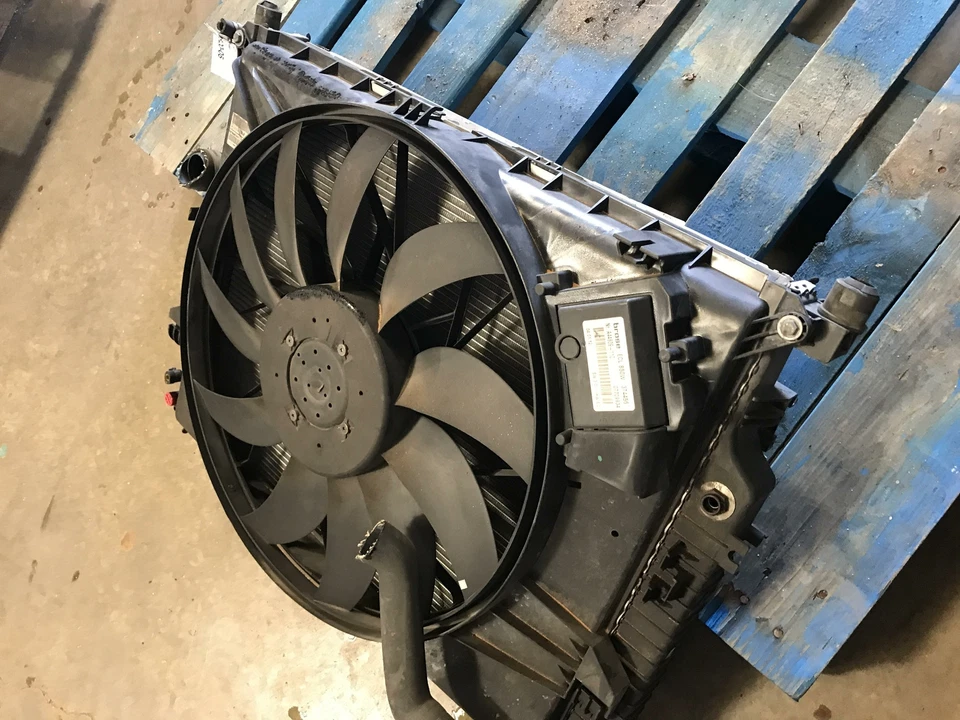 07 08 MERCEDES BENZ GL ML RADIADOR DAN CONDENSADOR SET OEM Foto 3 de 4