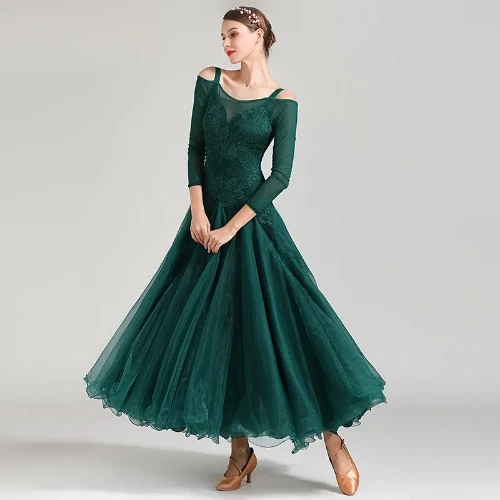 VETEMENTS Abito da ballo sala da ballo con spalline pizzo motivo floreale vestito abiti da ballo