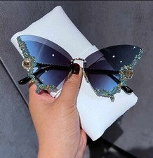 Luxury Rimless Butterfly Shaped Sun Glasses outlined with Rhinestones