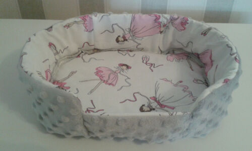 grey striped BED for LITTLE LIVE PETS SNUGGLES, FROSTY, TIARA,KITTY or RUFUS - Picture 1 of 3