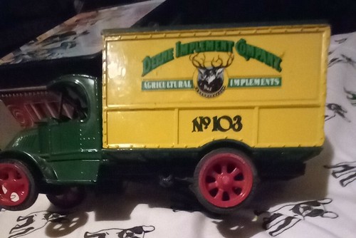 ertl john deere series #103 1926 mack bulldog del. van