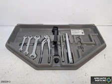 Oem 1989-1996 Bmw 525i 2.5l Tool Kit
