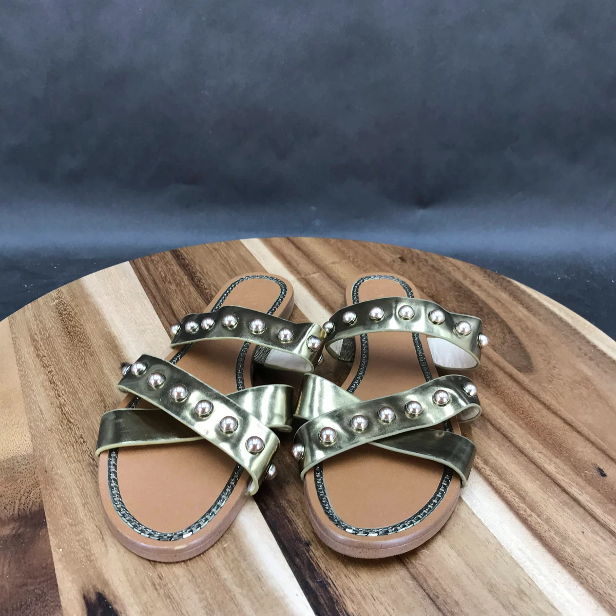 Vince camuto flip shop flop sandals
