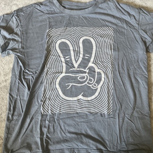 Dutch Bros Coffee Peace Sign Gray Short Sleeve T-Shirt Medium