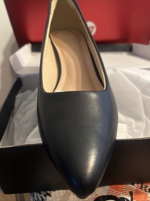 My Soft Black 8.5 Block Heal Pumps Heels Pointed Toe New in the box