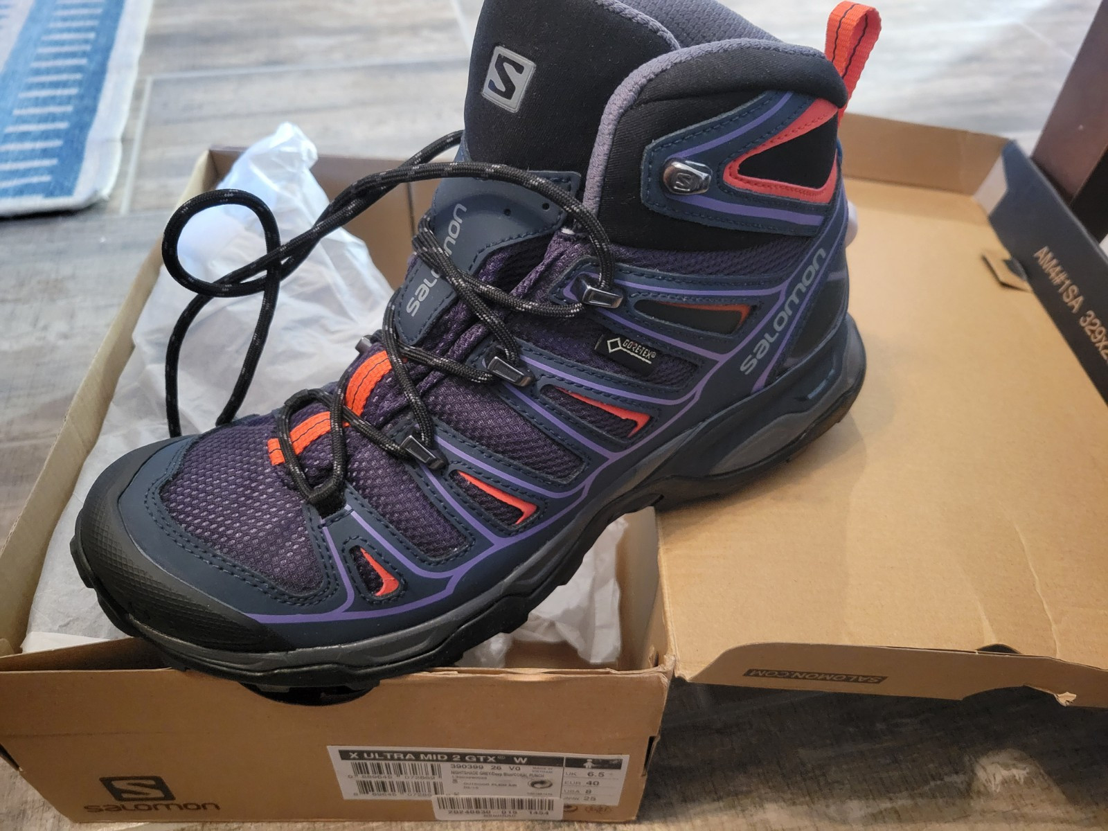 NUOVI stivali da trekking donna Salomon X Ultra Mid 2 GTX taglia 8 Gore Tex