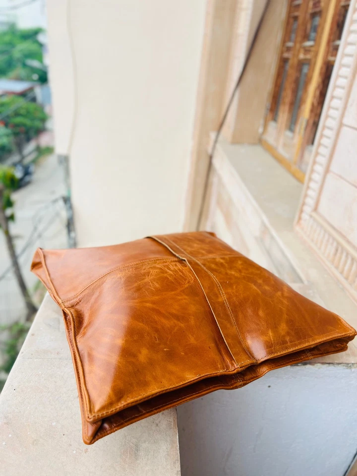 Puf Marroquí De Cuero De Cabra Genuino Hecho A Mano Vintage - Imagen 3 de 4