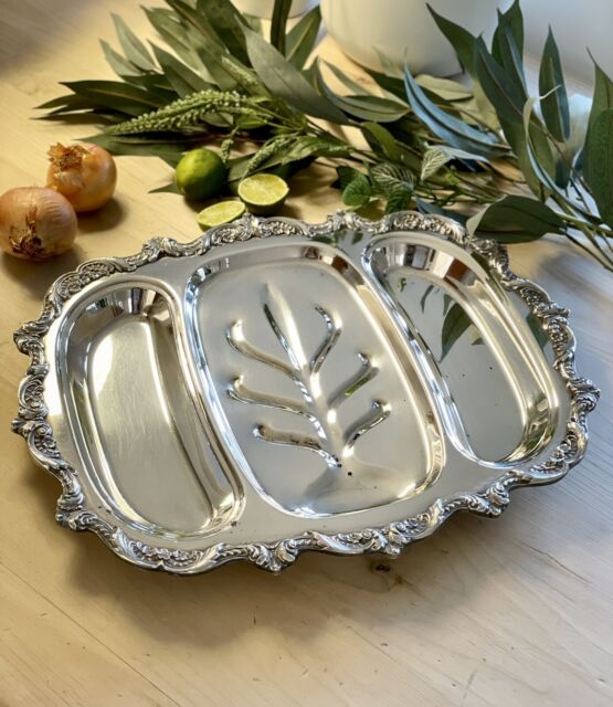 Piatto da intaglio placcato argento inglese di Poole Silver Co.- Piatto da intaglio placcato argento inglese di Poole Silver Co.-