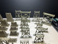 HO Train Bridge Pieces Lot