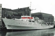 PHOTO  HMS FAWN BULDOG CLASS HYDROGRAPHIC RESEARCH SHIP  (2)  AT BRISTOL HARBOUR