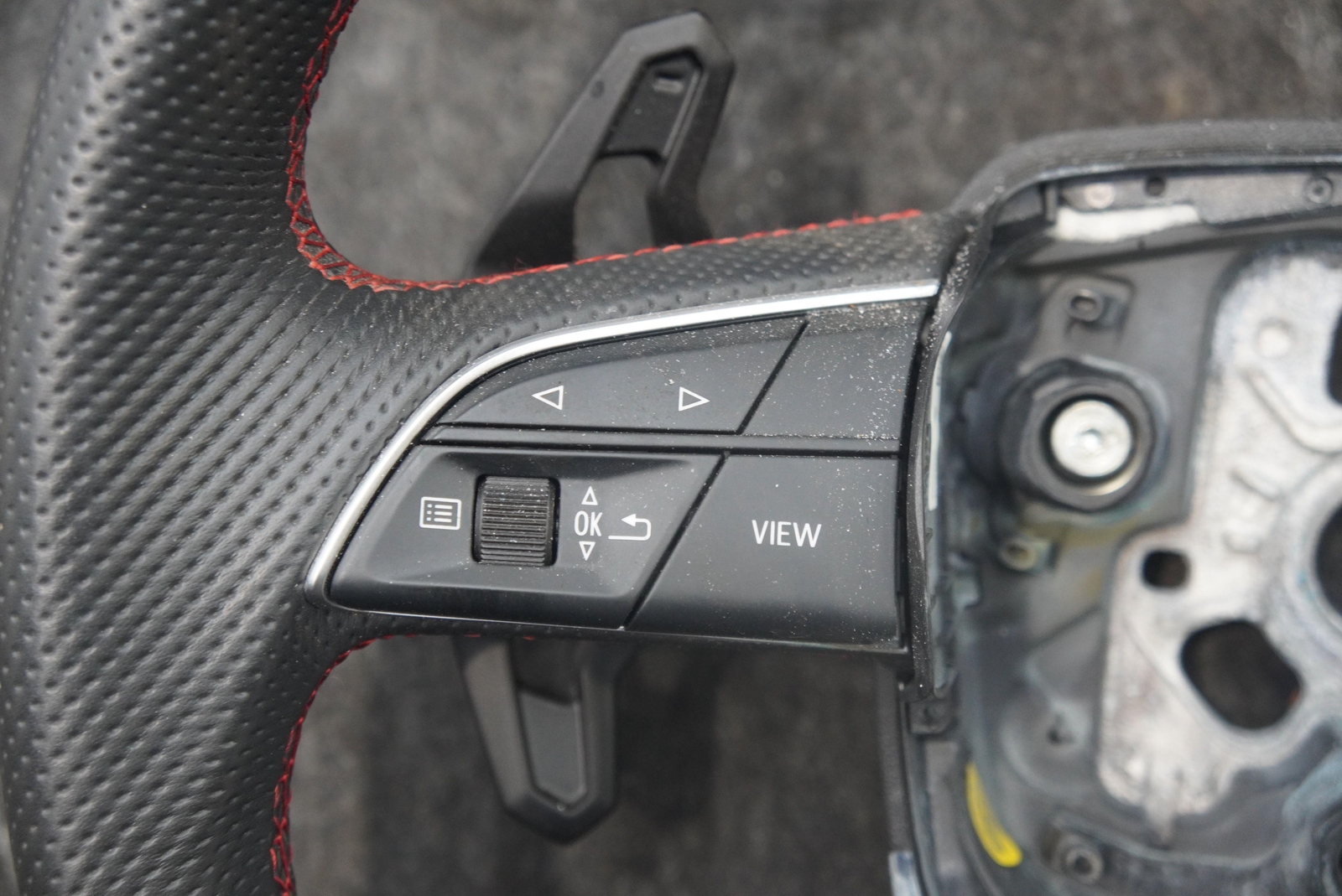 Front Left Driver Steering Wheel Leather 4ML419091A Lamborghini Urus 2019 *Note*
