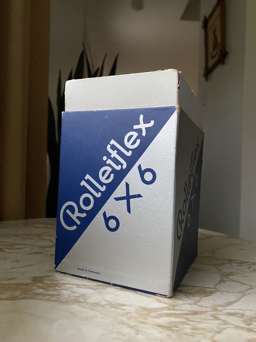 Ancienne Boîte Vide Pour Appareil Photo Rolleiflex - Occasion, Bon état Avec Fente