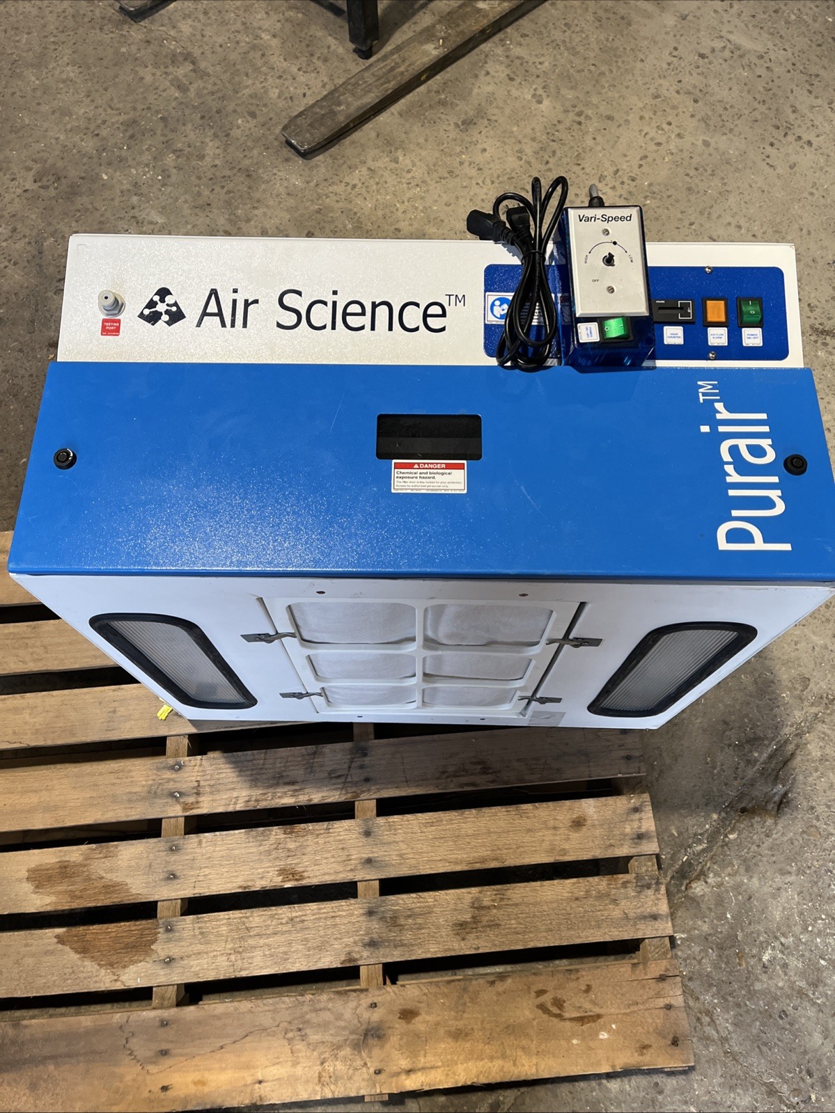 New Air Science PurAir 10-XL Ductless fumehood (Less Than 1 Hour on meter!)