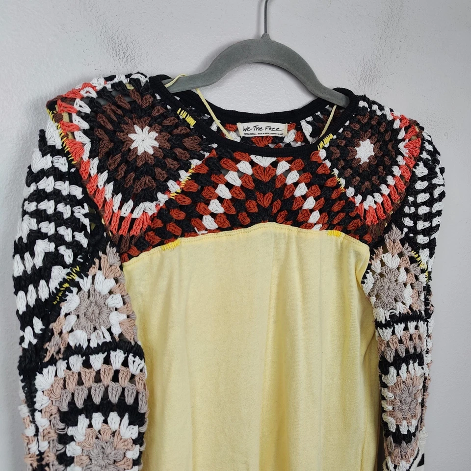 Blusa feminina Free People We The Free Granny quadrada de crochê XS malha boêmia amarela - Imagem 3 de 4