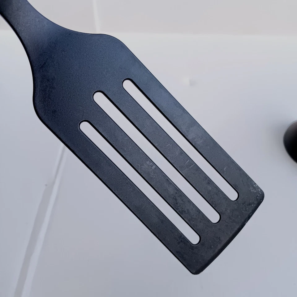 Juego de utensilios de nailon de 3 piezas IKEA Gnarp-negro-cuchara-espátula/gira-pinzas-antiadherentes Foto 3 de 4