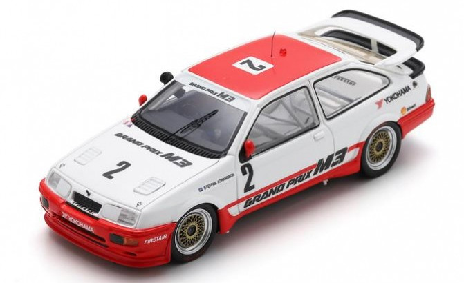 Ford Sierra RS500 Cosworth miniature Spark pour vitrine de sport auto