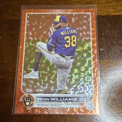 Topps 2022 Series 1 Devin Williams #26 Orange Foil Parallel /299 Brewers