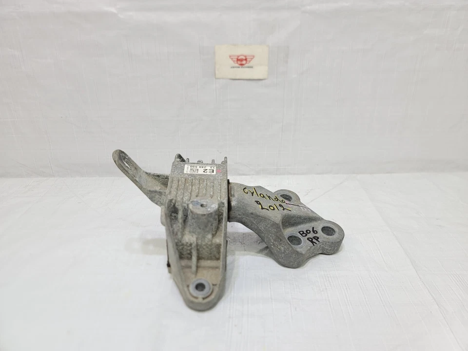 12 2012 Chevrolet Orlando Engine Transmission Mount Bracket OEM 13248550 - Image 3 of 4