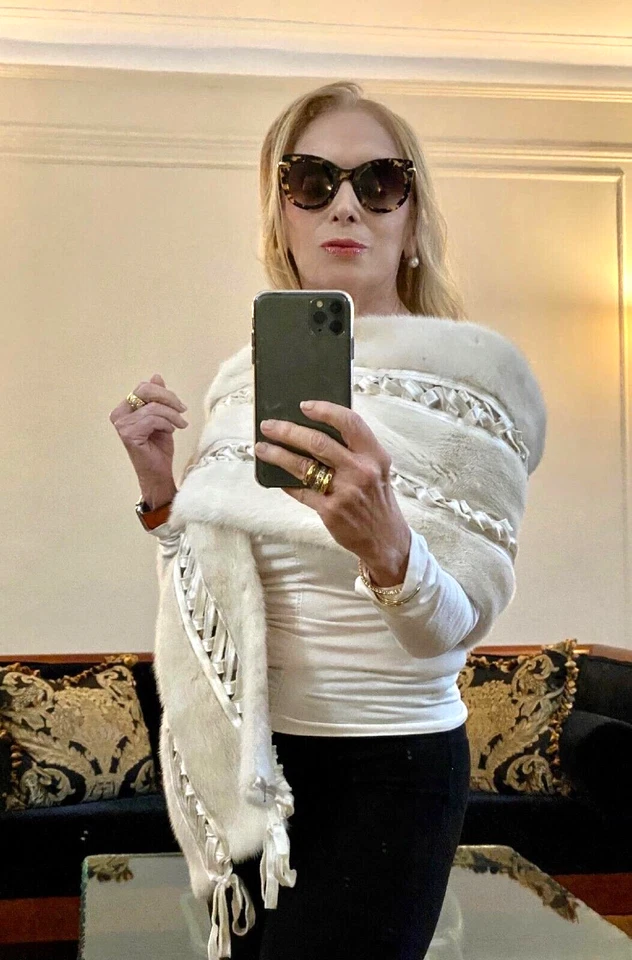 J. MENDEL PEARL WHITE MINK STRAIGHT FUR STOLE WRAP  71" X  13" GLAM OR BRIDAL - Image 2 of 4