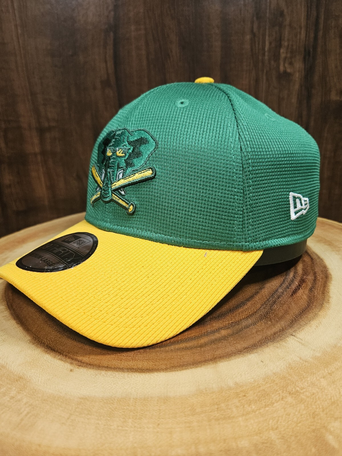 Oakland Athletics New Era 39Thirty Stretch Fit Cap M/L MLB Baseball
