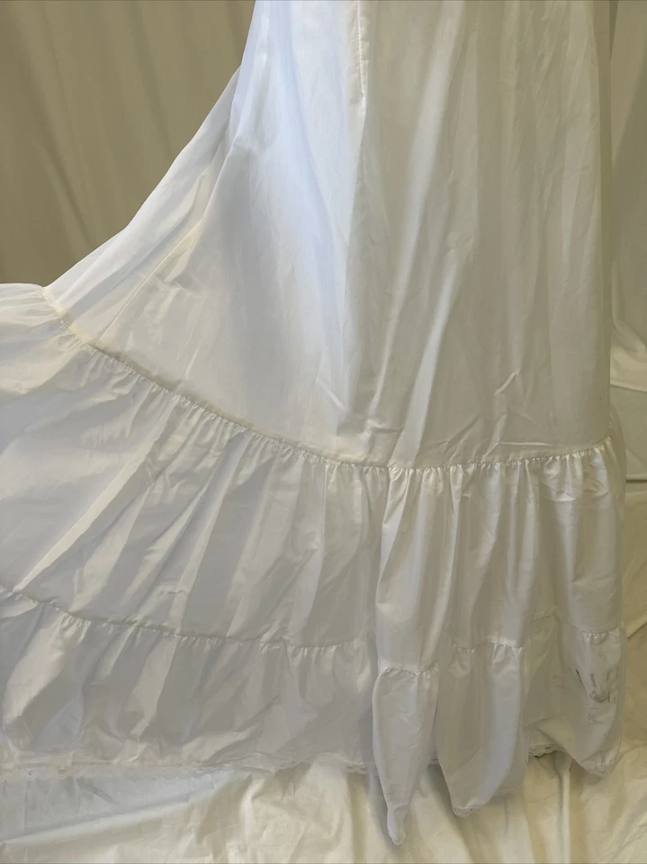 Vestido de novia falda 3 niveles Foto 4 de 4