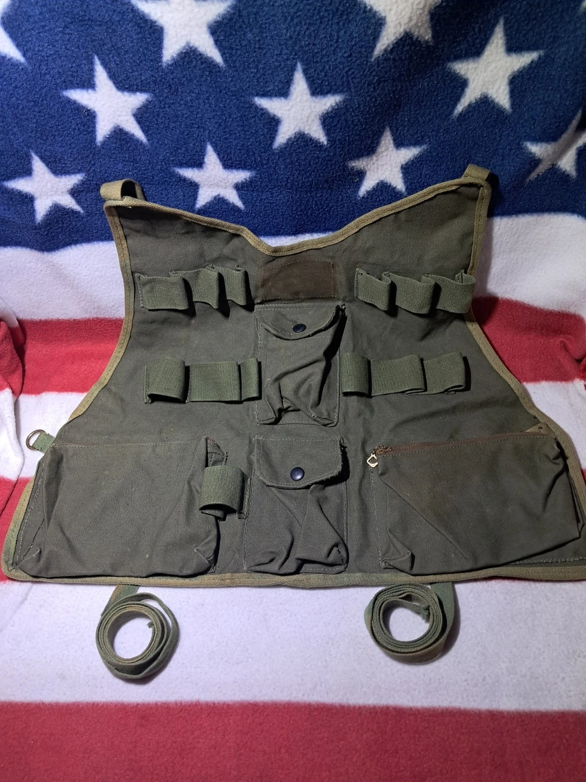 Vintage Green Fishermans Bib/Vest Fishing Attachment