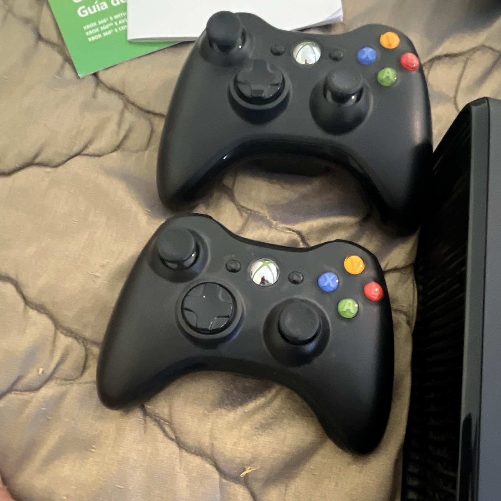 Microsoft Xbox 360 S 250GB Console Bundle w/ Kinect, 2 Controllers, 8 ...