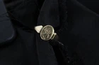 Vintage 9ct Gold Signet Ring with Engraved Monogram 1.37g J 1/2