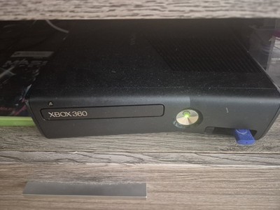 TOP | Xbox 360 Slim 250GB 2 Controller 1 Spiel Kinect